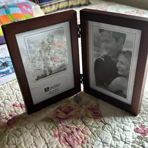 Double 4 x 6 picture frame